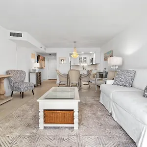 Beachside Two 4278 Holiday home
